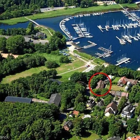 Prázdninový dům Saeroe Yacht School *